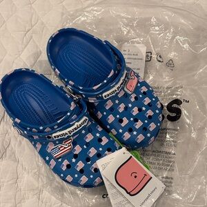 CROCS + Vineyard Vines Flags & Stars Kids Blue Flag Water Shoes